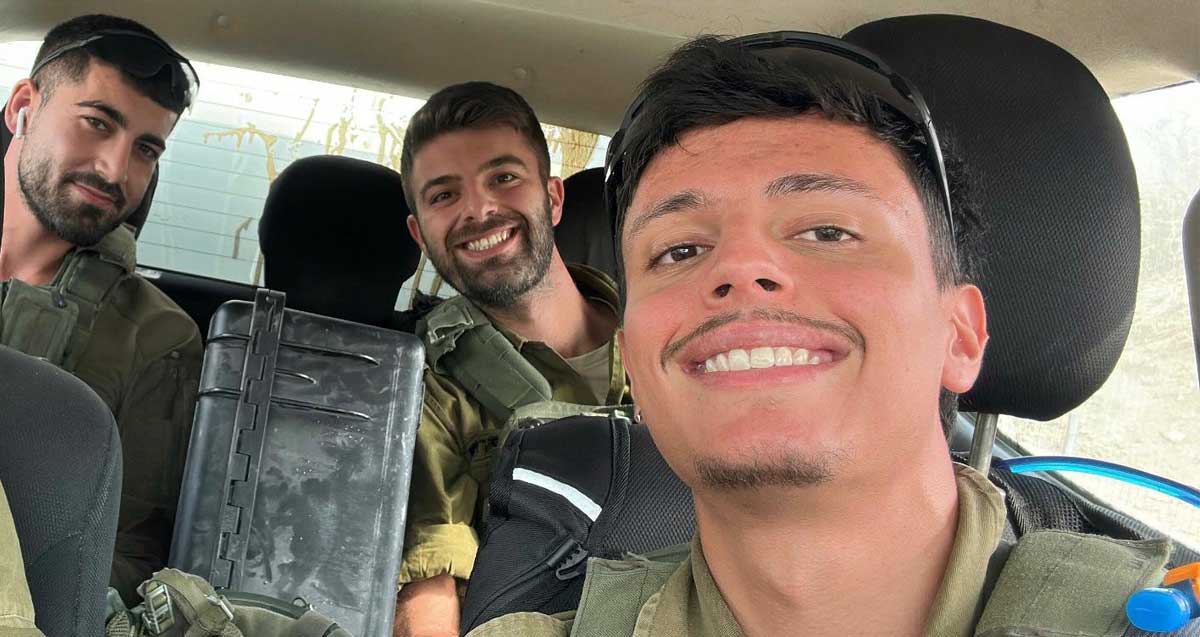 שלושה חיילים צה״ל ברכב