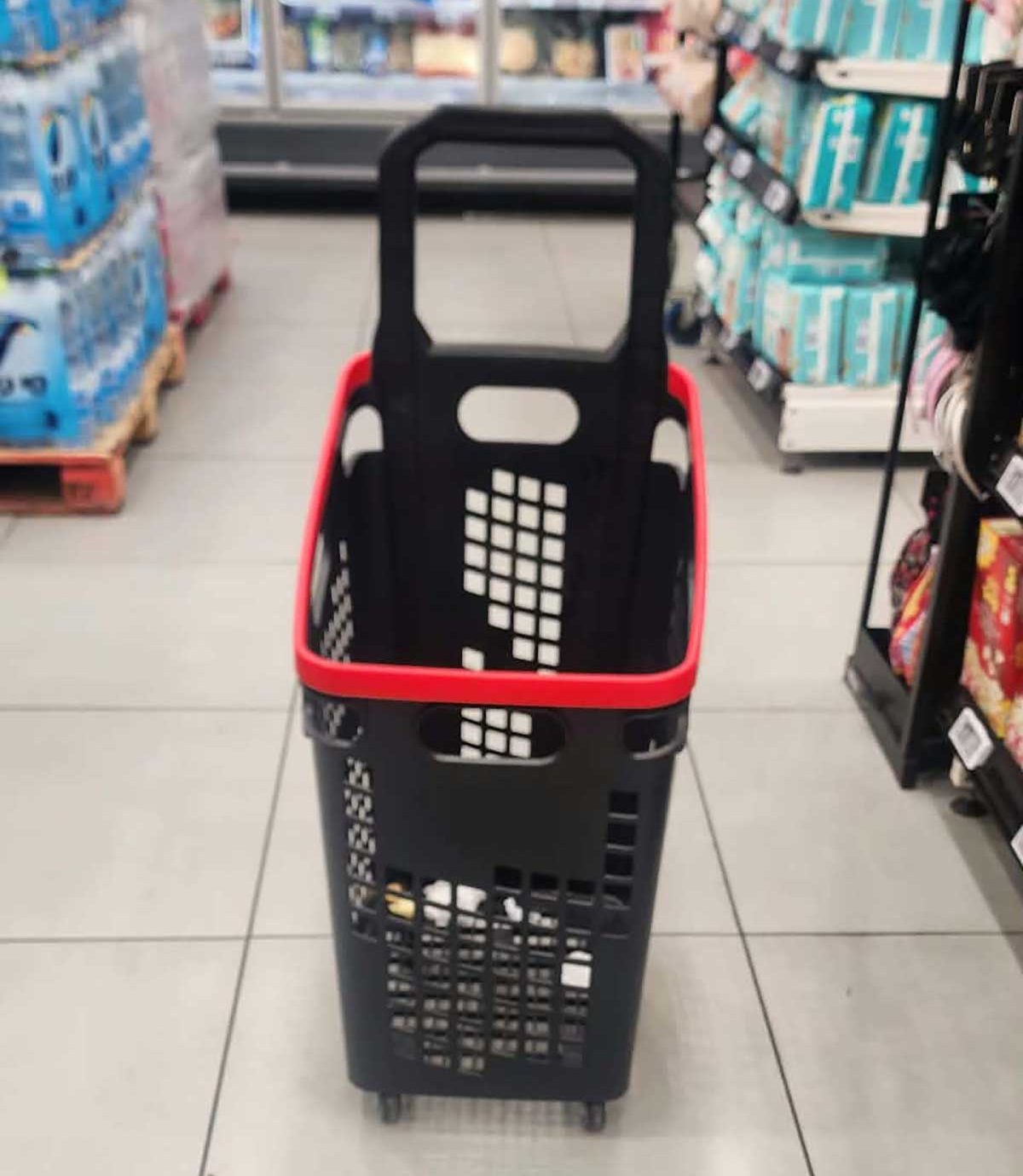 סל קניות פלסטיק נמוך עם ידית