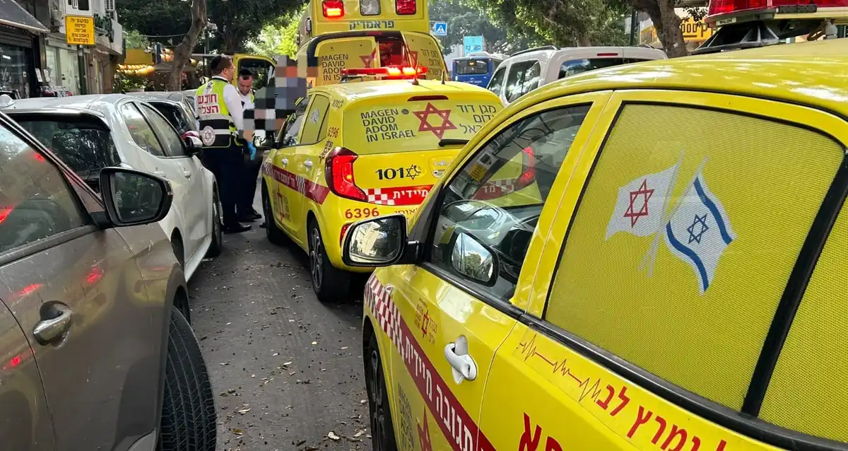 רכבי מדא וצוותי החירום ברחוב ביאליק ברמת גן